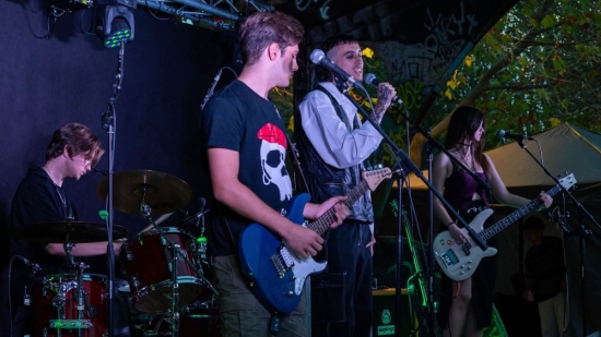 Los De La Acera